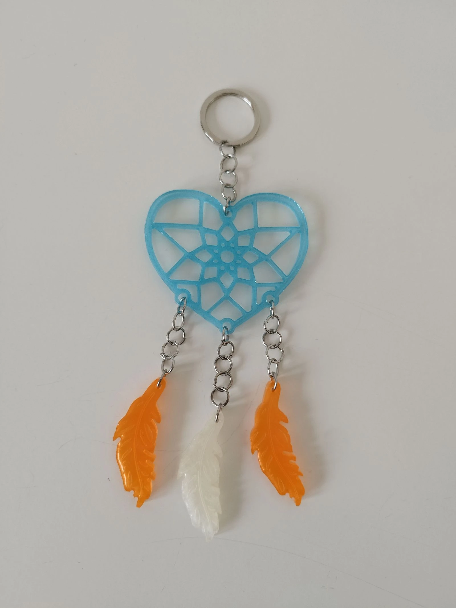 Llavero atrapasueños resina hecho a mano